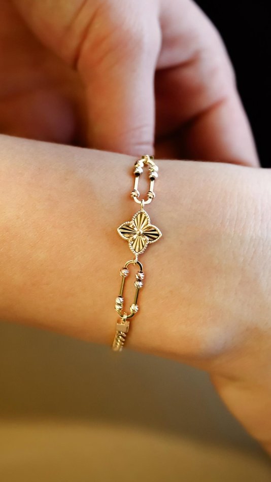 Dorica Detaylı Yonca Altın Bileklik (1)