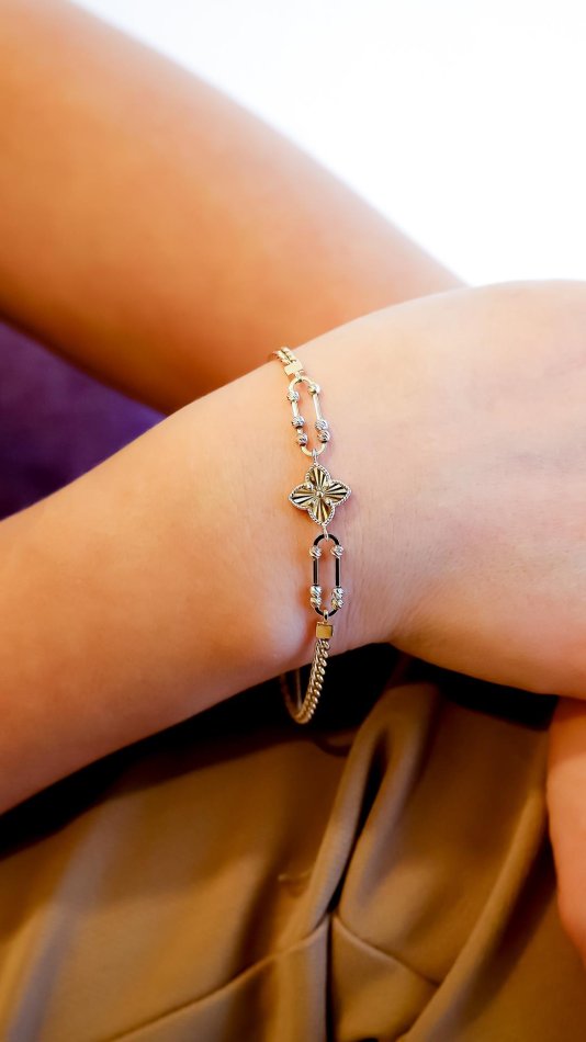 Dorica Detaylı Yonca Altın Bileklik (2)