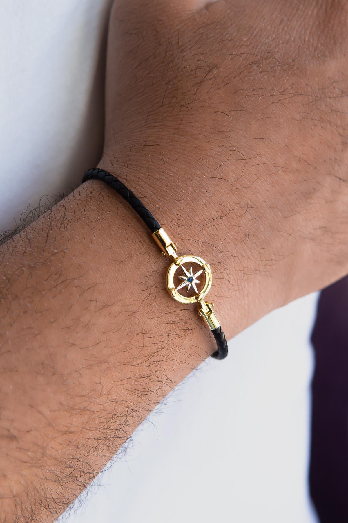 Pusula Figürlü Kauçuk Erkek Altın Bileklik Pusula Figürlü Kauçuk Erkek Altın Bileklik