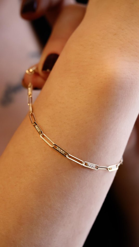 Taş Detaylı Ataç Altın Bileklik (2)