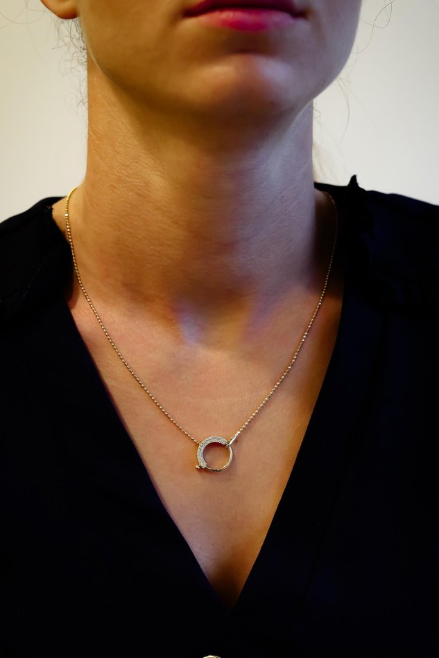 Uzun Zincirli Taş Detaylı Halka Altın Kolye (1)